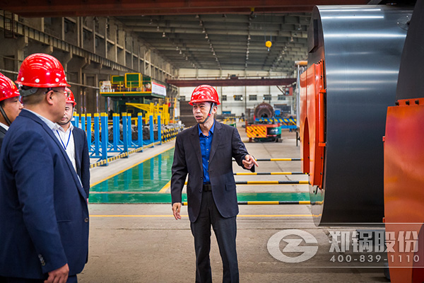 公司高層領(lǐng)導(dǎo)一行視察集團(tuán)各項(xiàng)工作開展情況