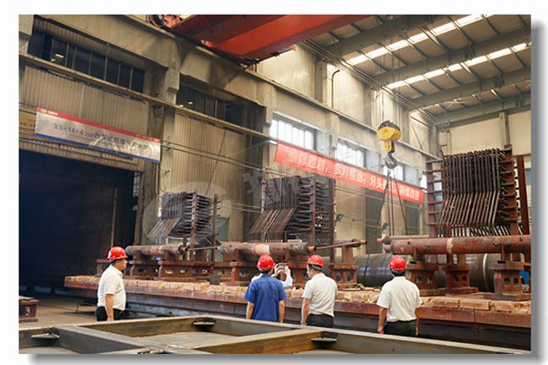 工業鍋爐中冷灰斗是怎樣形成的？其作用是什么？